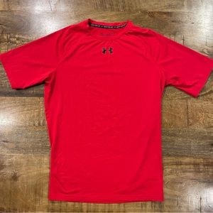 NWOT Under Armour men’s compression shirt. Size XL